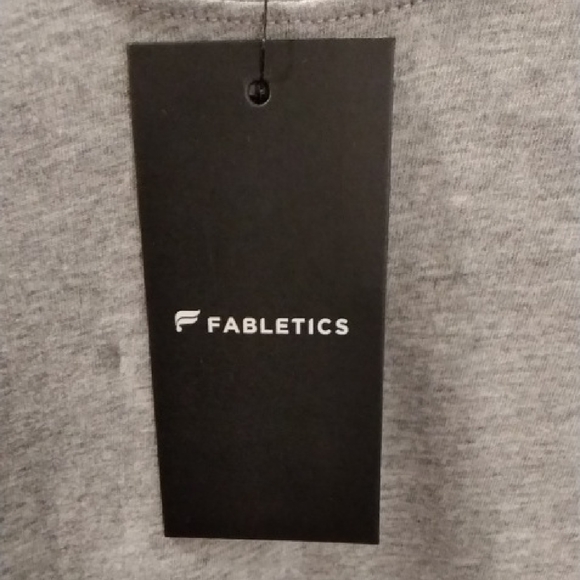NWT Fabletics Gray Short Sleeve Women's Tee - Picture 2 of 3